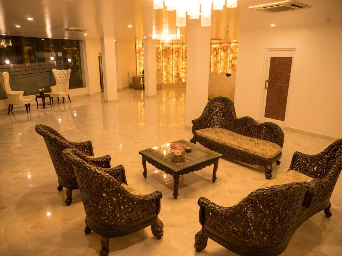 Hotel Blue Waves Jangli Ghat Экстерьер фото