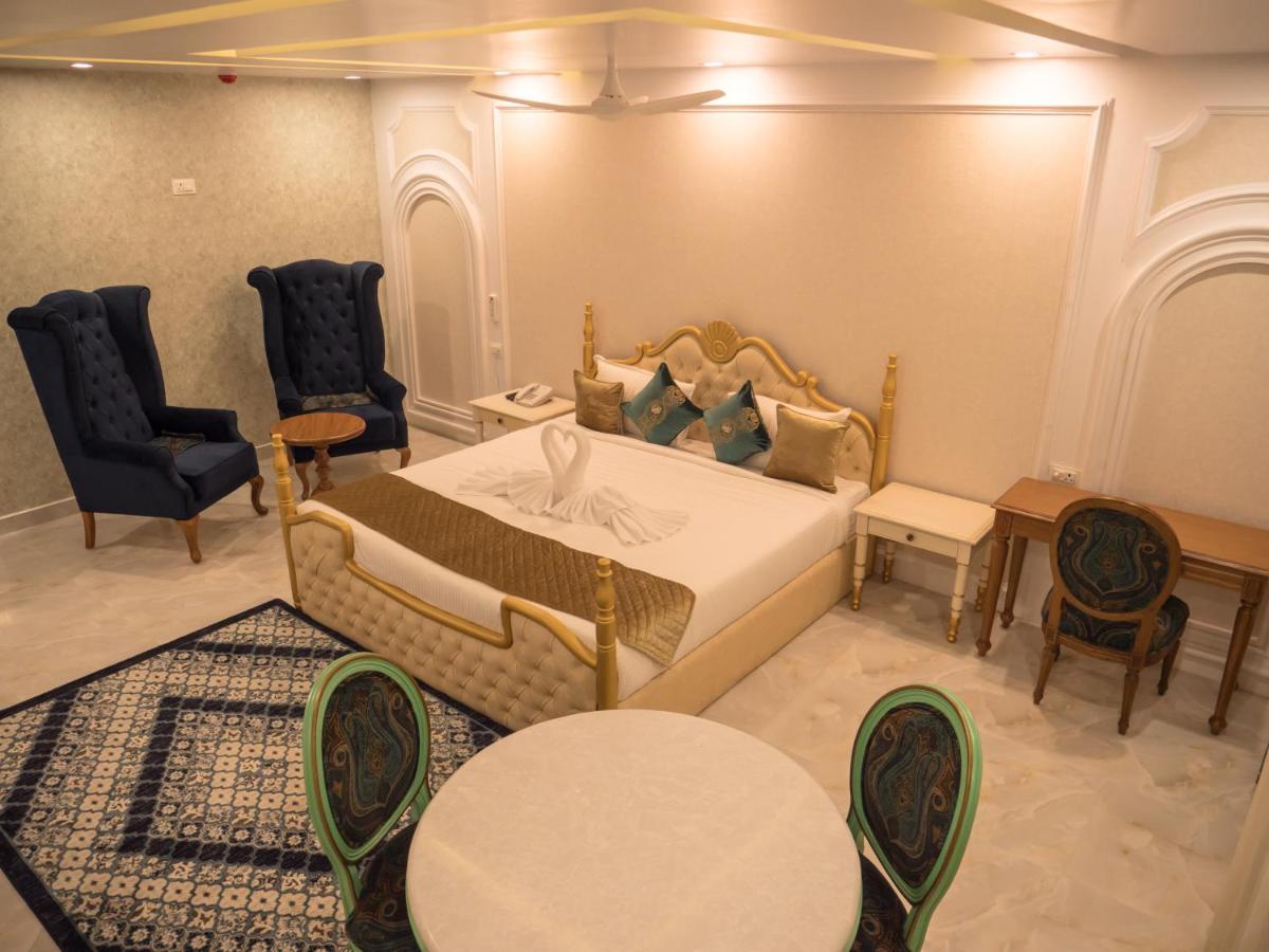 Hotel Blue Waves Jangli Ghat Экстерьер фото